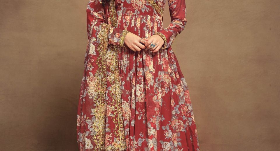 Kurtis for Women With A Fuller Bust That Create a More Balanced Silhouette