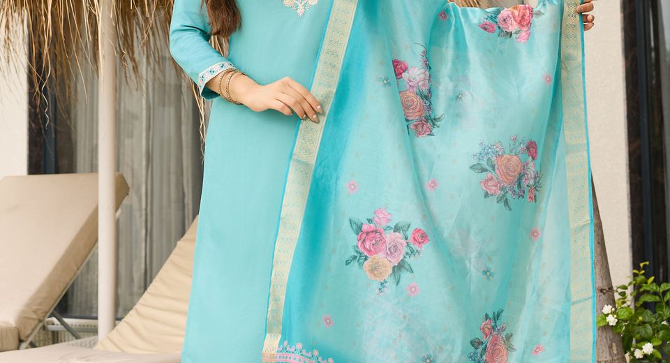 Kurti Fabric Weight Matters More Than Thickness When You Shop Online