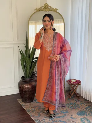 Kurti Pant Set with Taby Dupatta for Women