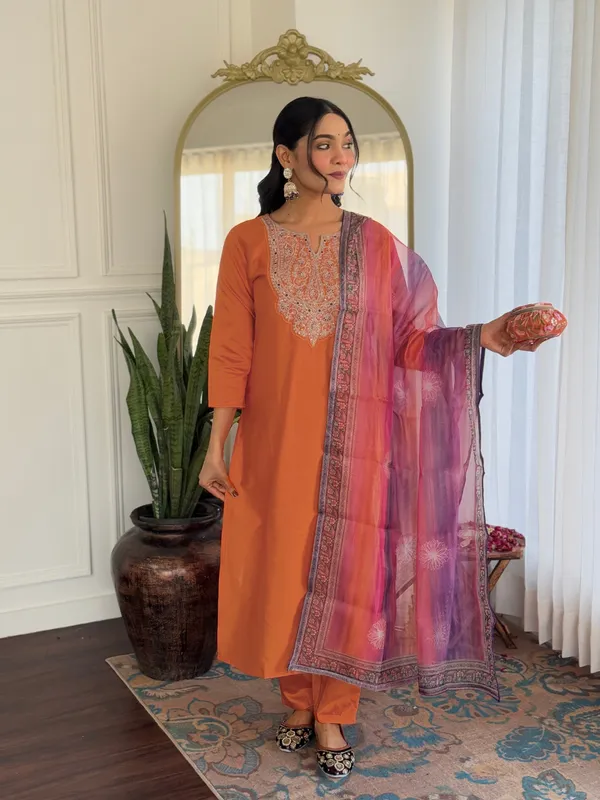 Kurti Pant Set with Taby Dupatta for Women