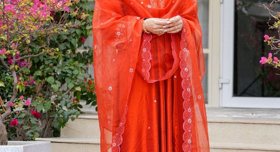 Beautiful Salwar Suit Color Combinations That Make Styling Easier