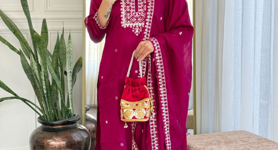 A Three Piece Suit Set Should Feel Coordinated Without Looking Too Matched