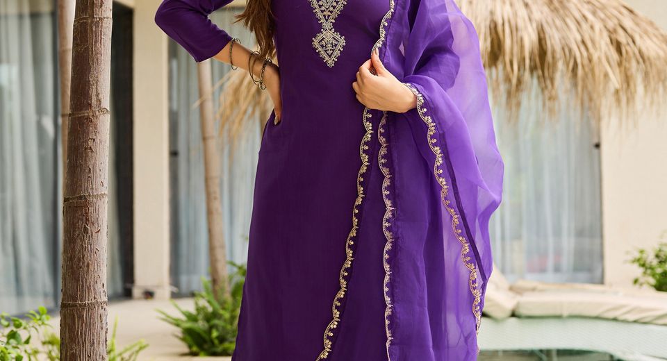 Colour Combinations That Feel Intentional for Contrast Dupatta With a Plain Suit