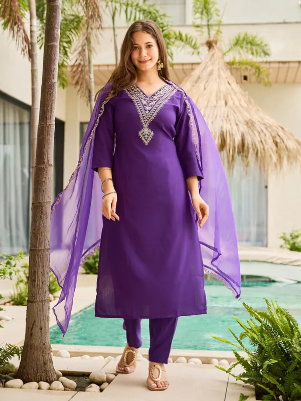 Purple Rayon Thread Work Salwar Suit with Organza Dupatta