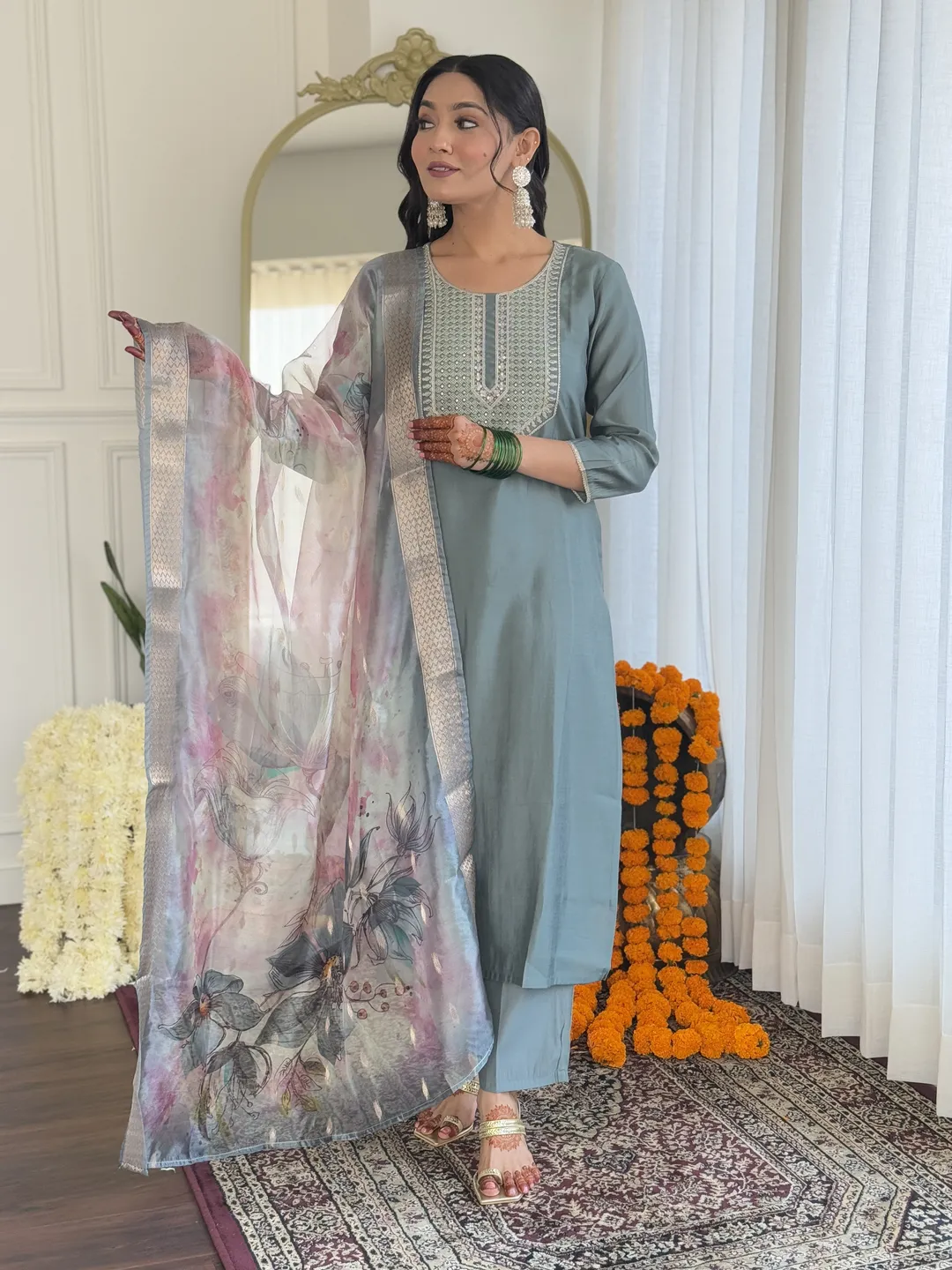 Pista Green Rayon Threadwork Salwar Suit