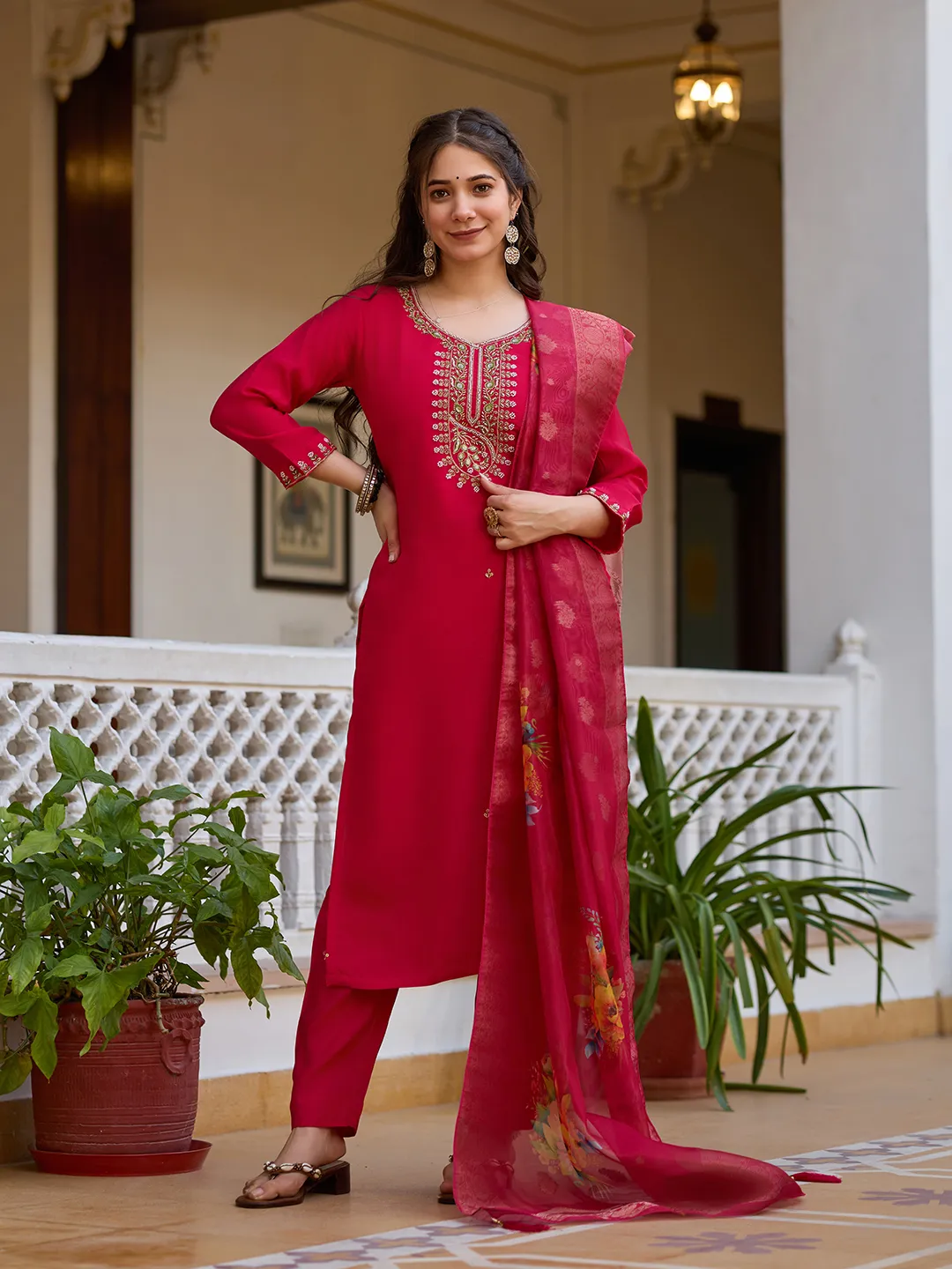 Cream Threadwork Viscose Chanderi Readymade Salwar Suit