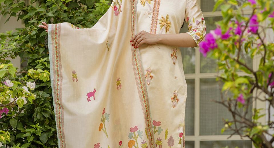 What Product Photos Reveal About Salwar Suit Embroidery Quality