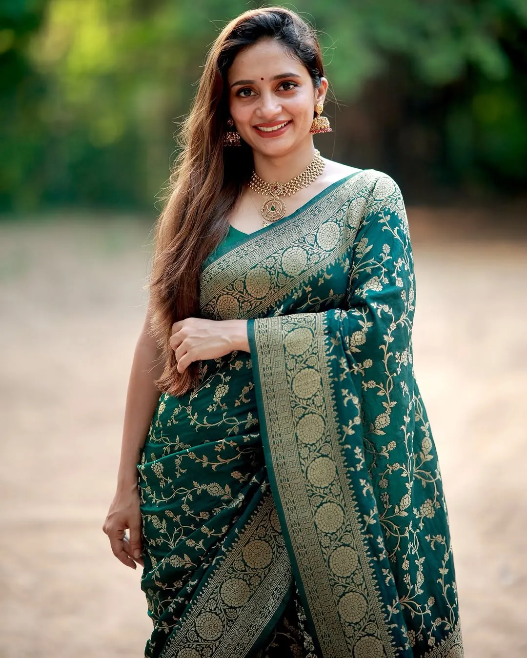 Green Banarasi Soft Silk Zari Weave Saree
