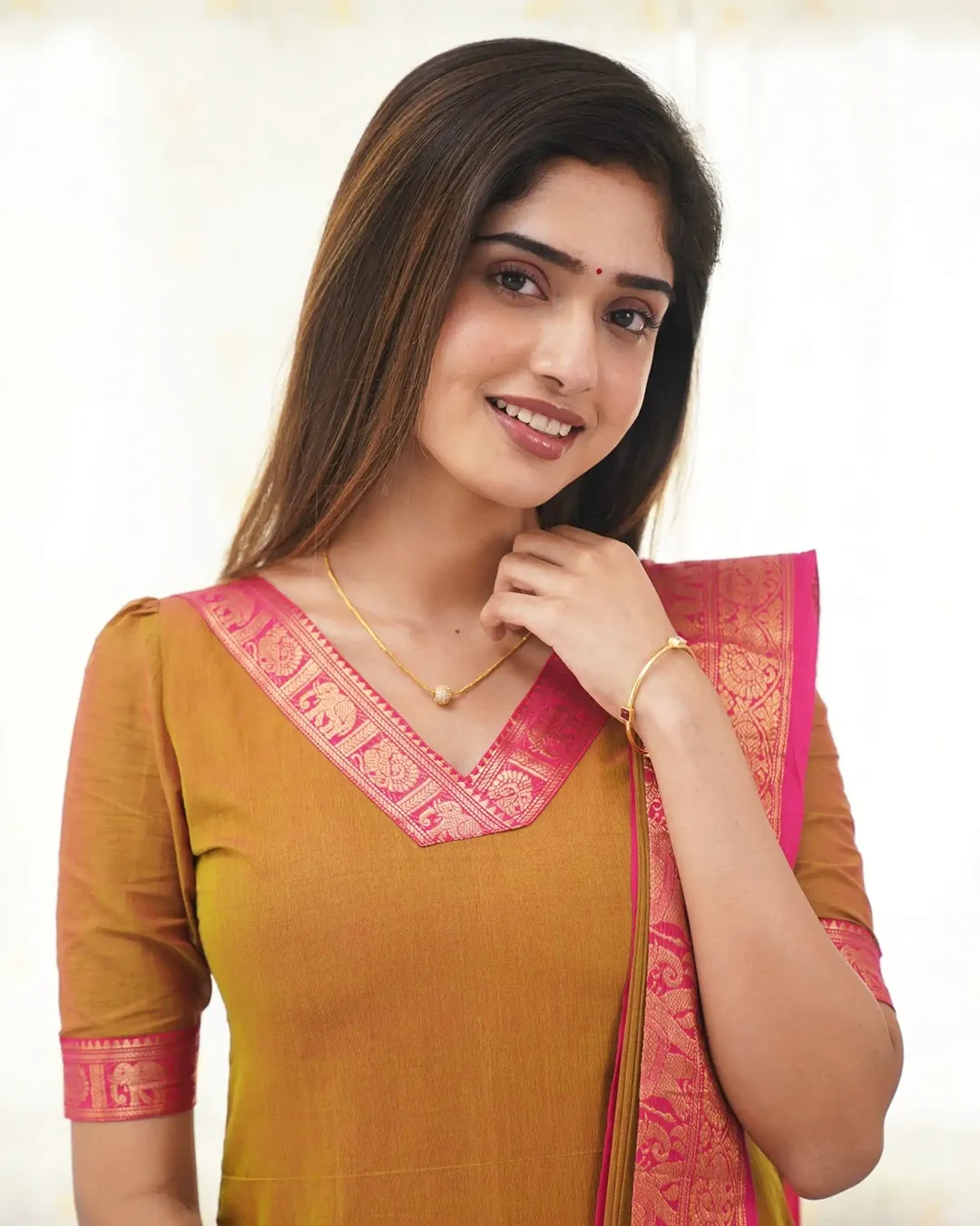 Kanchi Cotton Jacquard Woven Kurti Dupatta Set