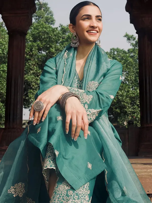 Rayon Slub Embroidered Kurta Pant Dupatta Set