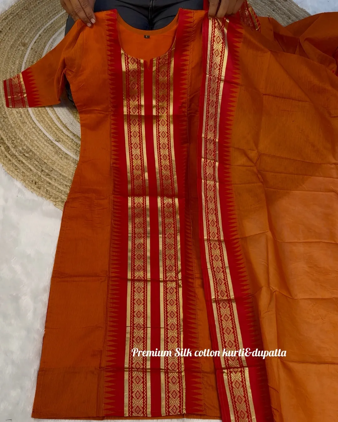 Kanchi Cotton Jacquard Kurti Dupatta Set Online