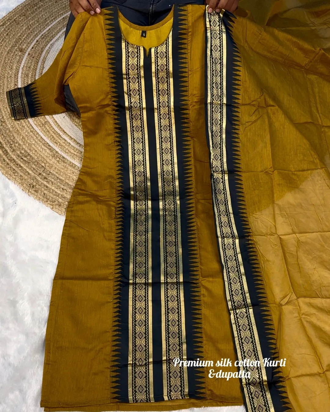 Kanchi Cotton Jacquard Kurti Dupatta Set Online