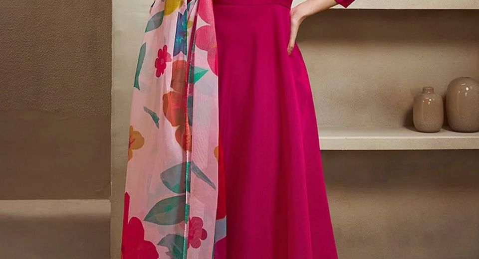 How to Style a Chanderi Cotton Kurti for Office: From Loom to Polished Look