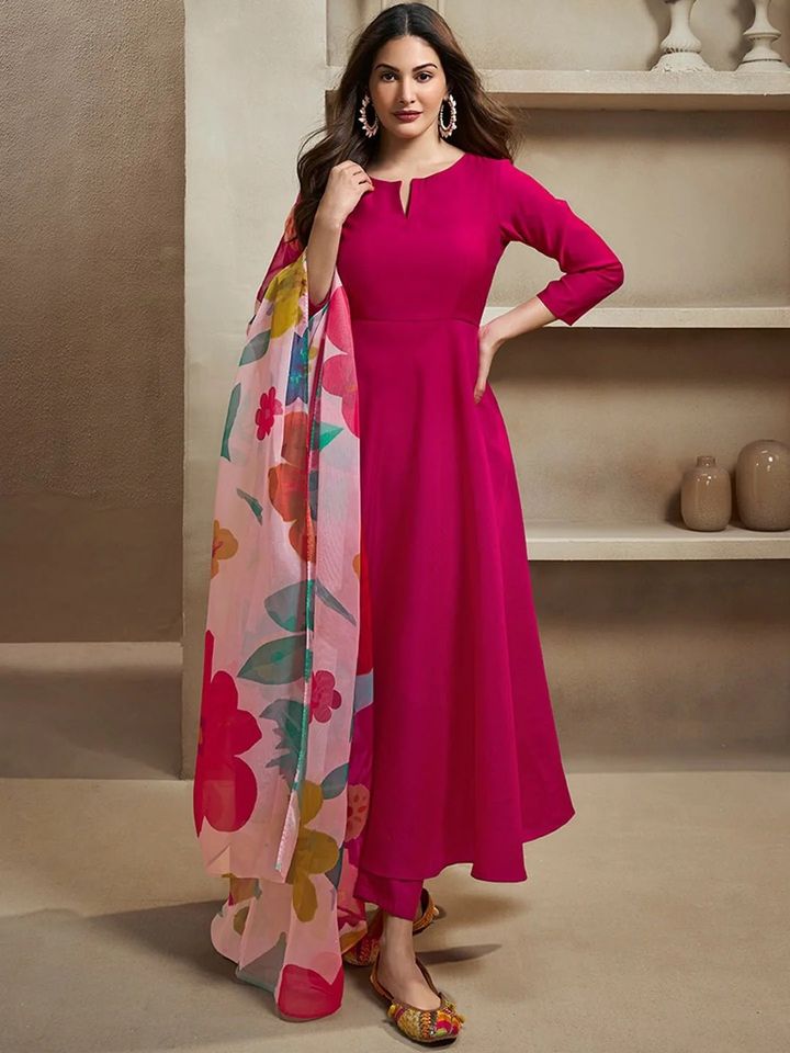 How to Style a Chanderi Cotton Kurti for Office: From Loom to Polished Look