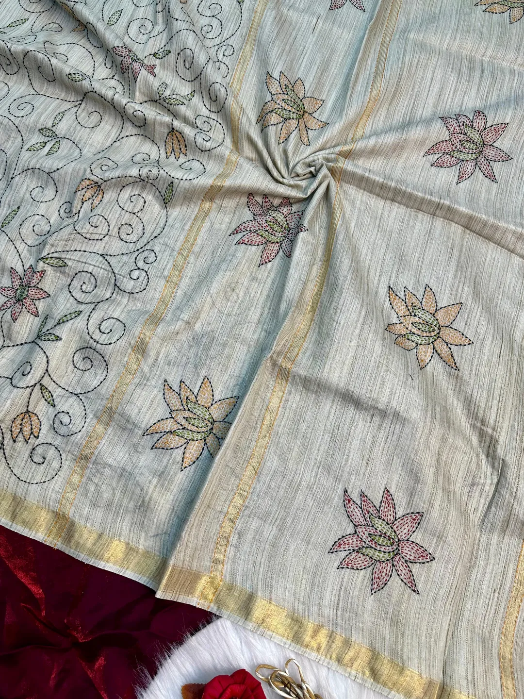 Premium Handloom Silk Saree with Handkatha