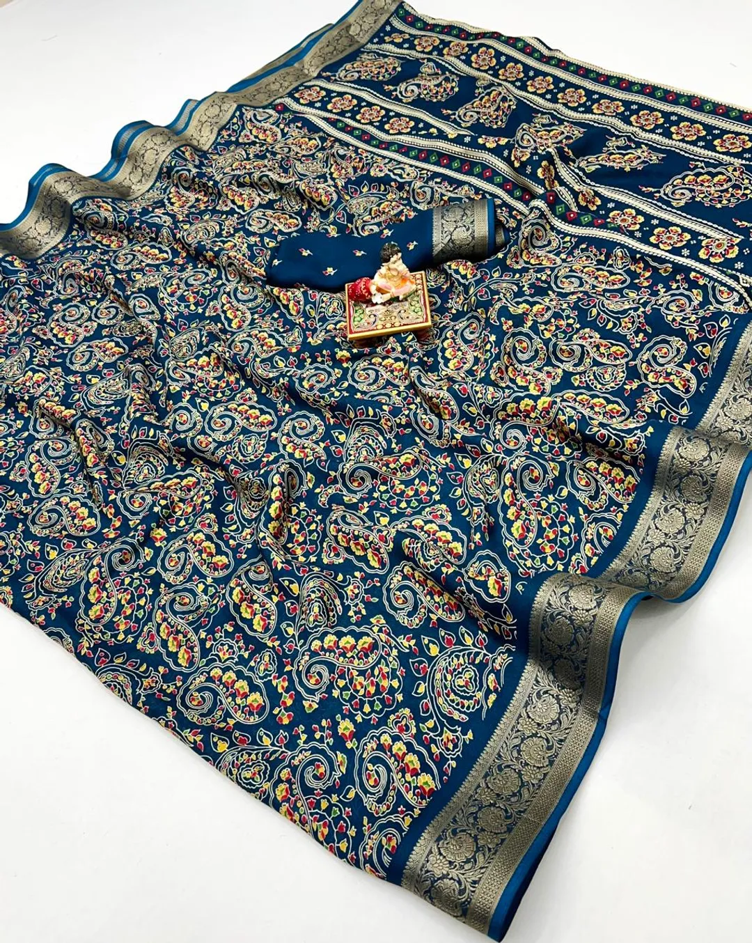 Classic Calcutta Moss Designer Saree