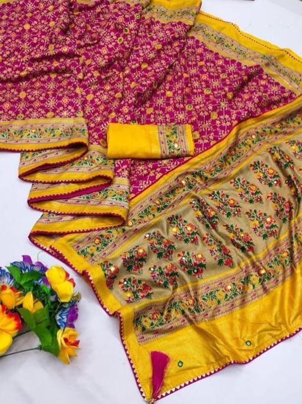 Pink Soft Pashmina Silk Printed Saree With Patola Border