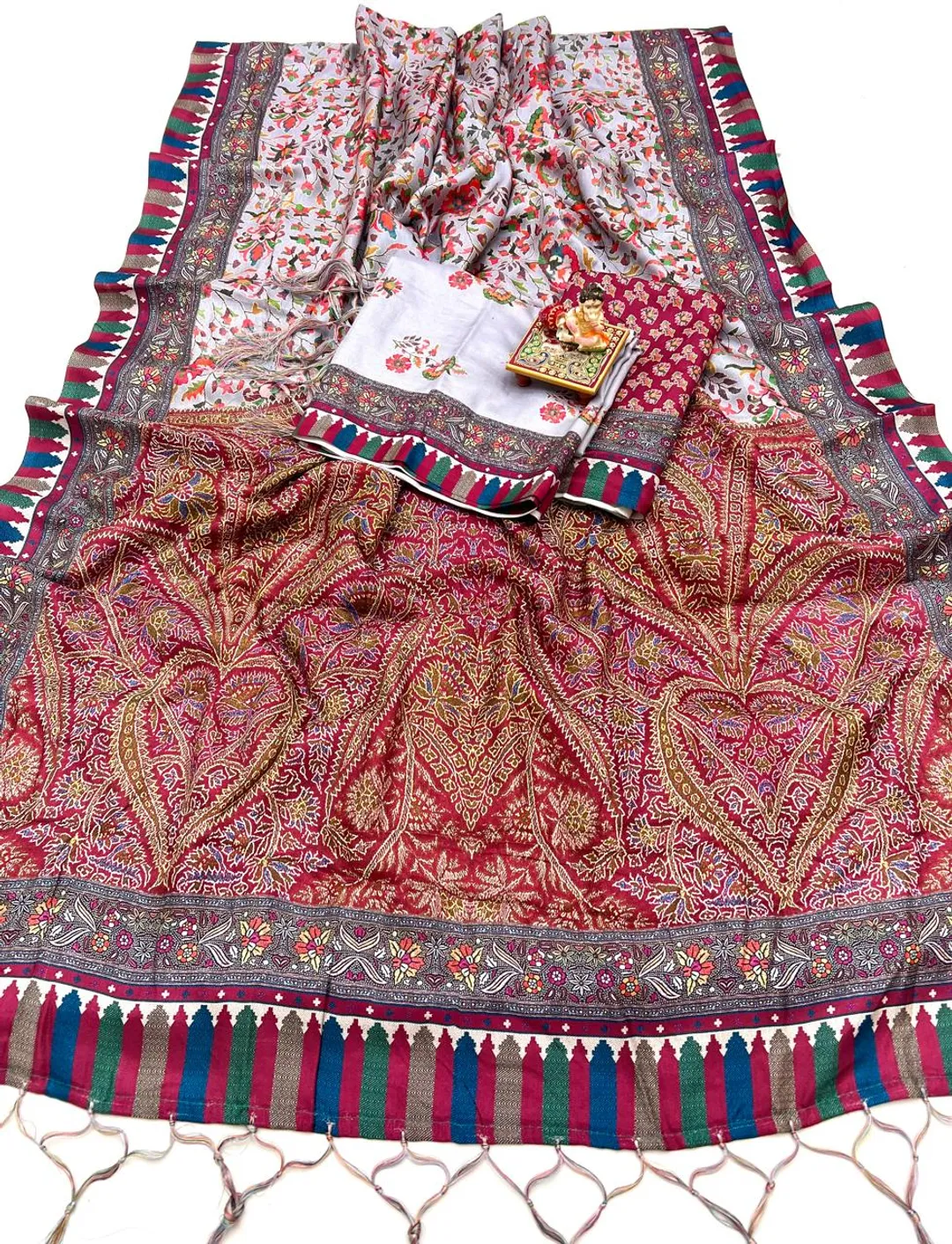 Kashmiri Style Pashmina Saree With Shawl Set