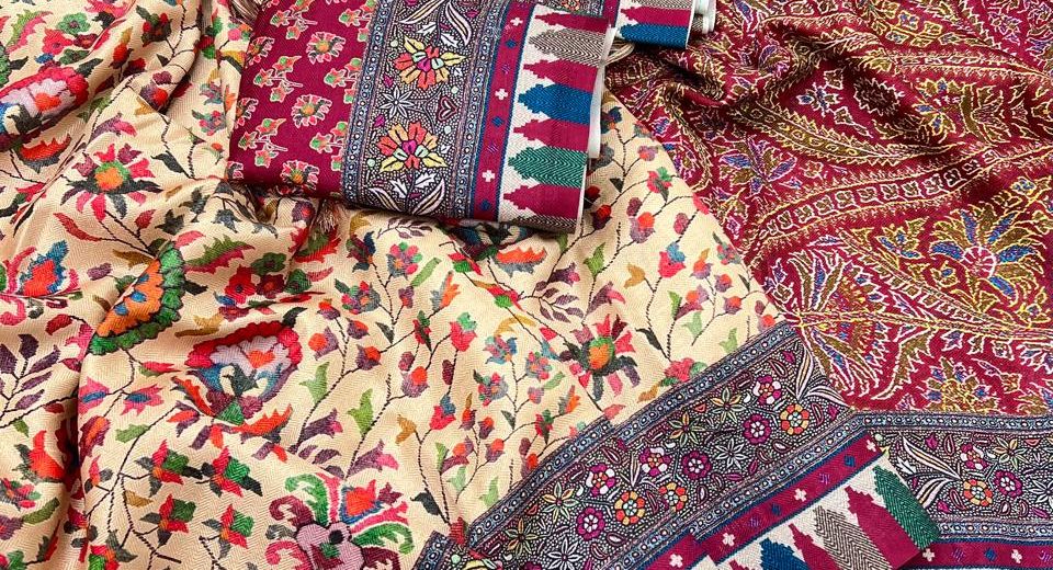 How to Stop a Dupatta From Slipping During a Windy Ceremony
