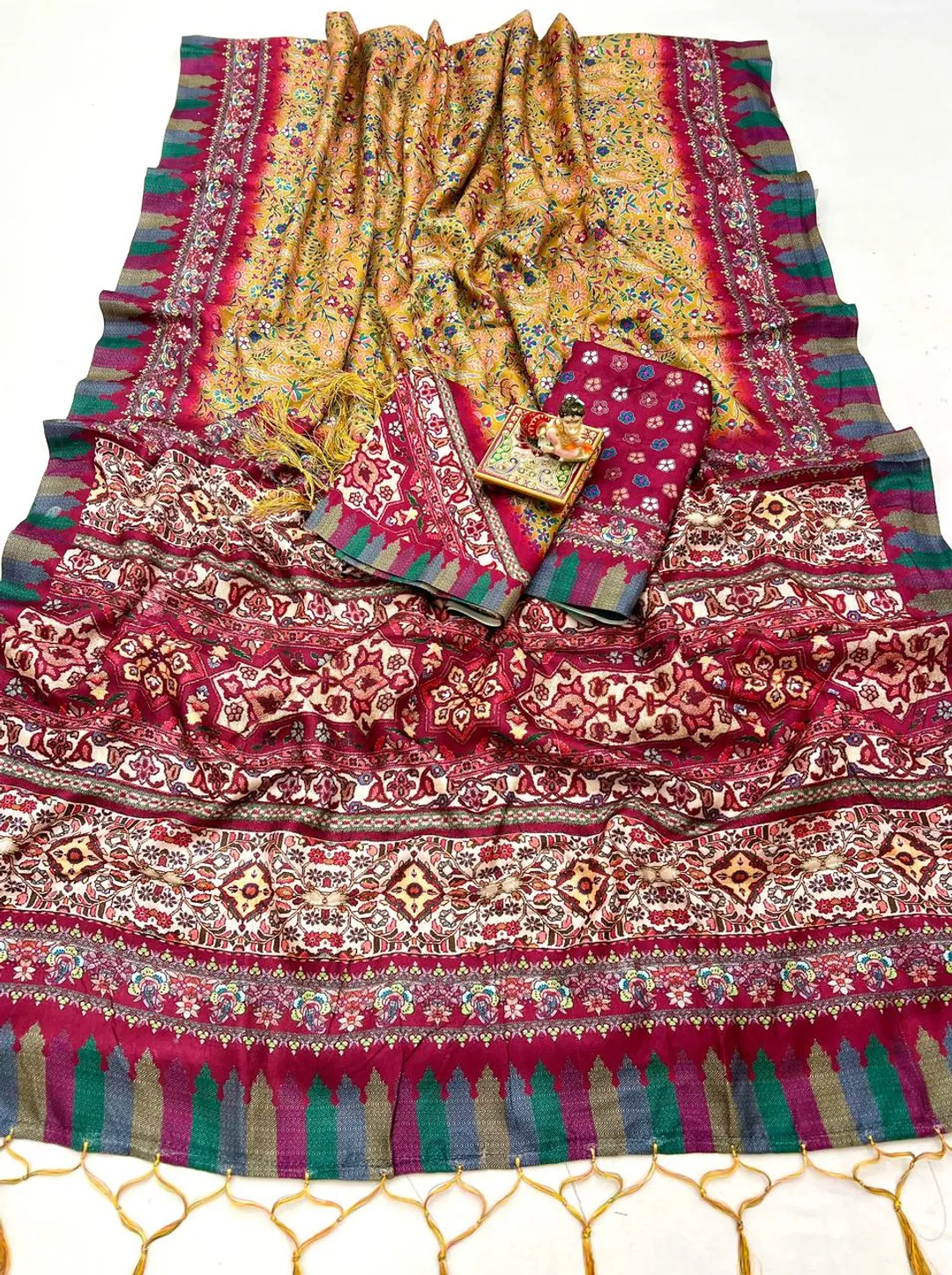 Traditional Yellow Pashmina Saree With Shawl