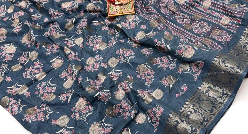 Beautiful Saree Looks for Celebrating Bhai Dooj at Home