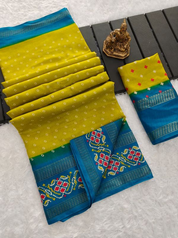 Yellow Bandhani Patola Print Saree with Zari Border Set