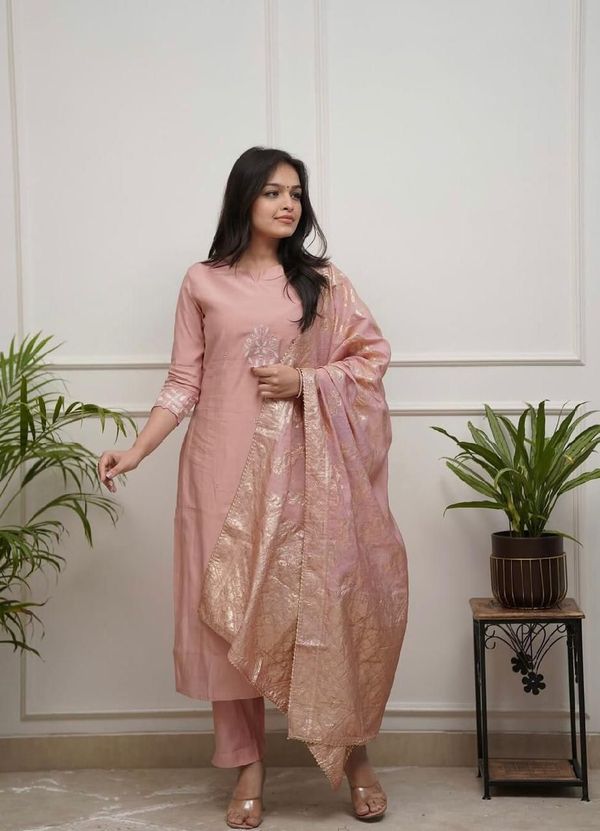 Pink Embroidered Chanderi Kurta Set with Dupatta