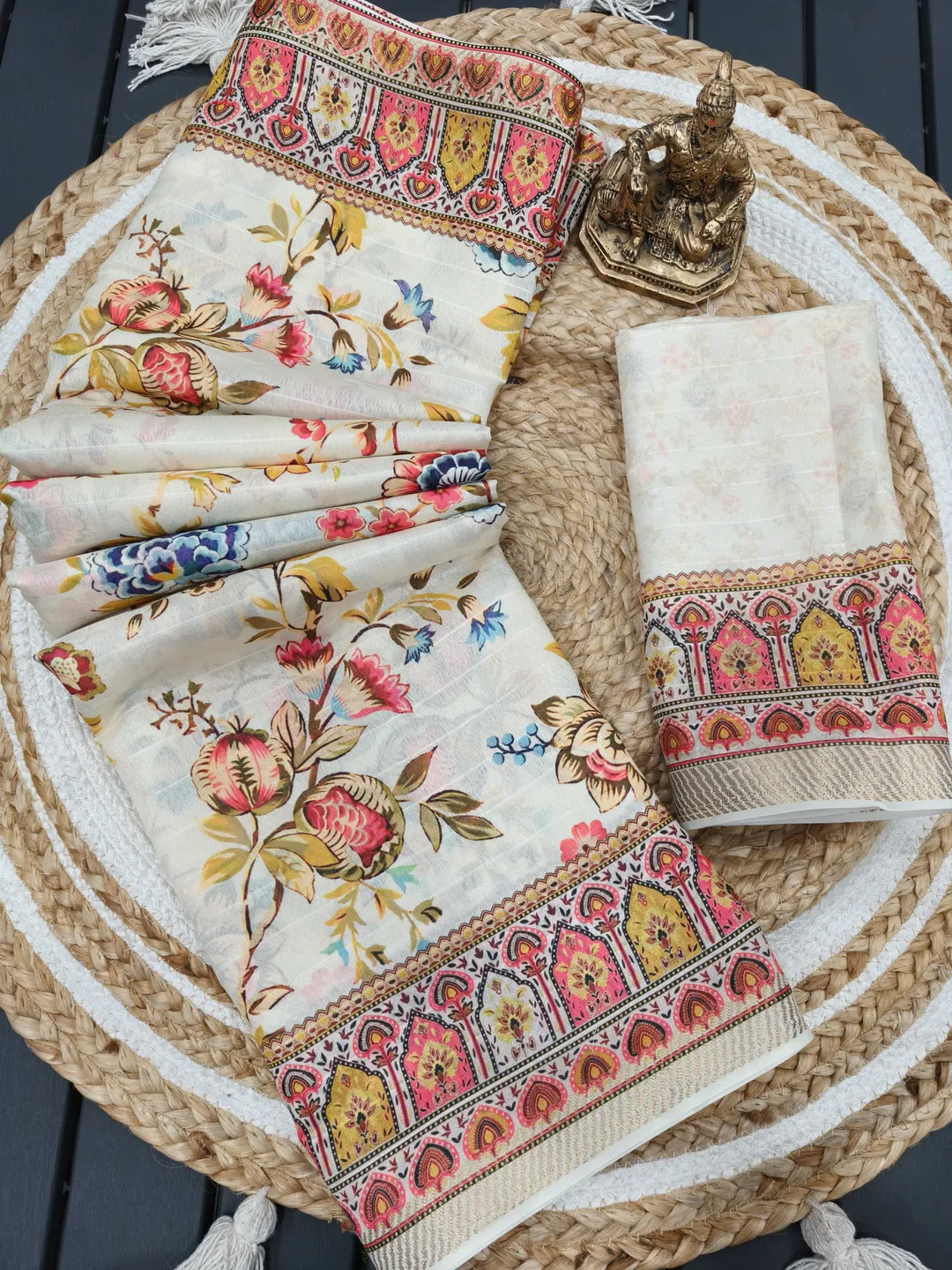 Designer Cream Floral Print Georgette Saree with Blouse