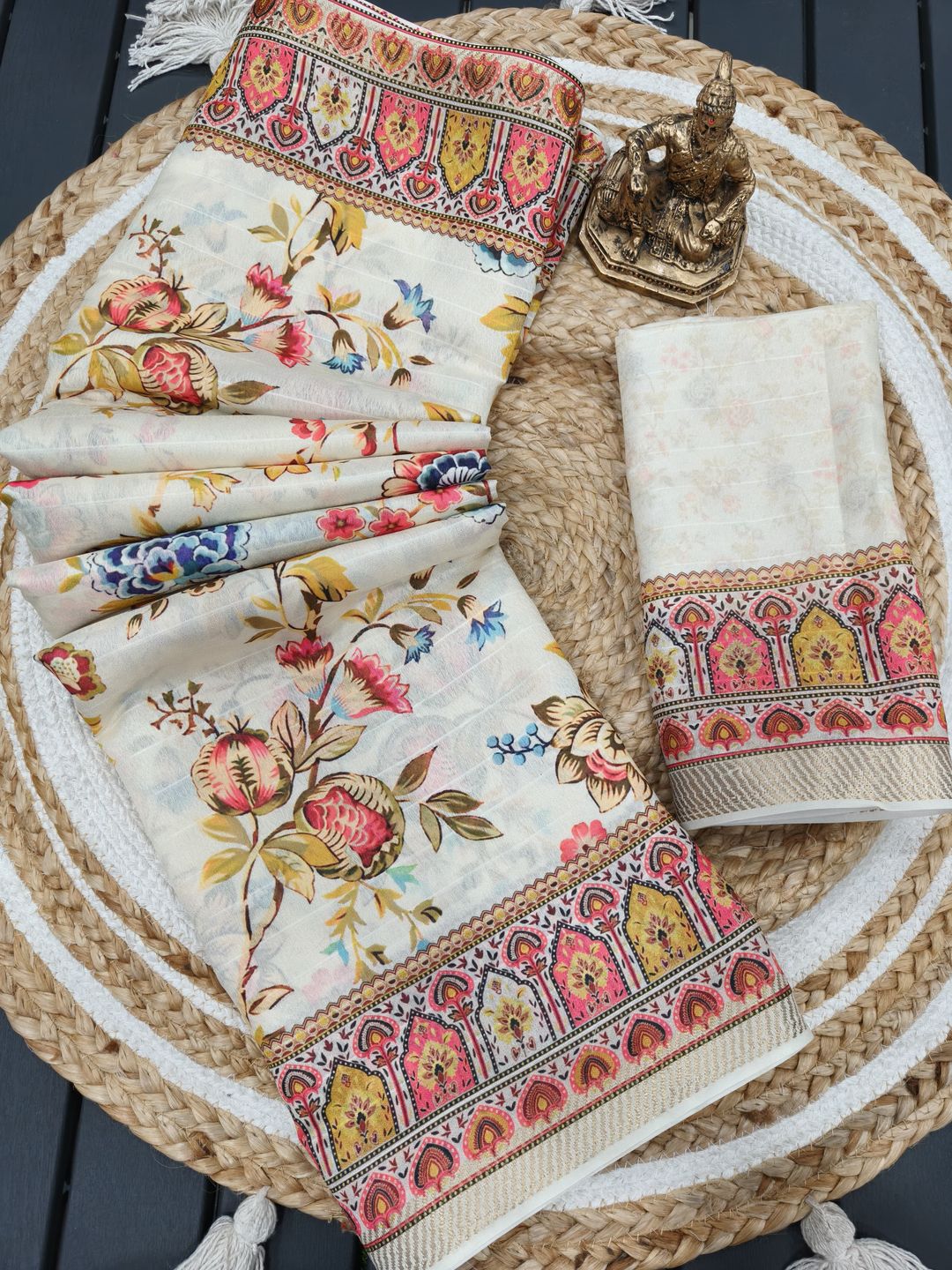 Designer Cream Floral Print Georgette Saree with Blouse