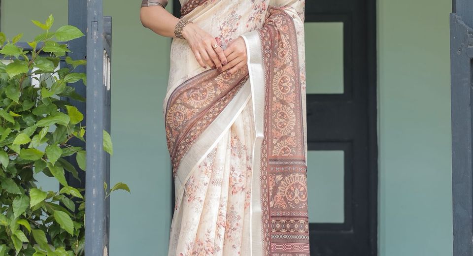 Choosing a Saree for a Long Seated Ceremony Without Constant Adjusting