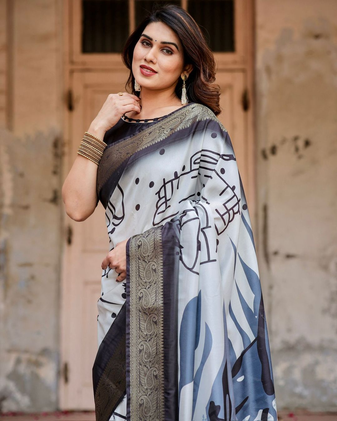 Designer Black & White Abstract Soft Silk Saree