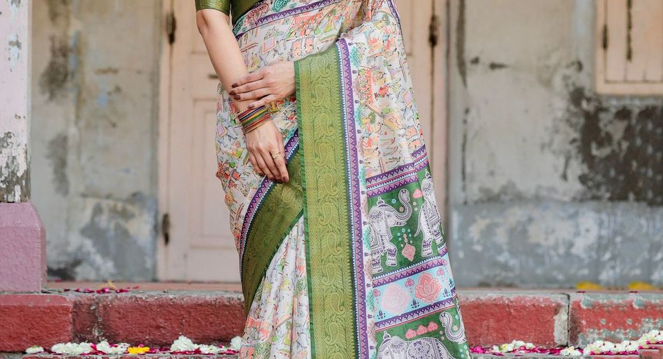 Saree Borders That Fold Inward and What Usually Causes It