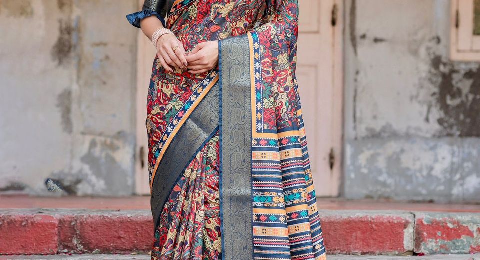 Uttar Pradesh Festival Fashion Calendar: Banarasi & Traditional Ethnic Wear