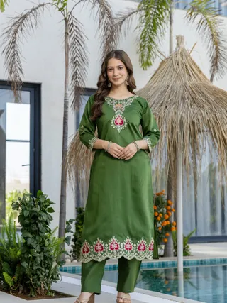Green Chanderi Embroidered Kurta Pant Dupatta Set