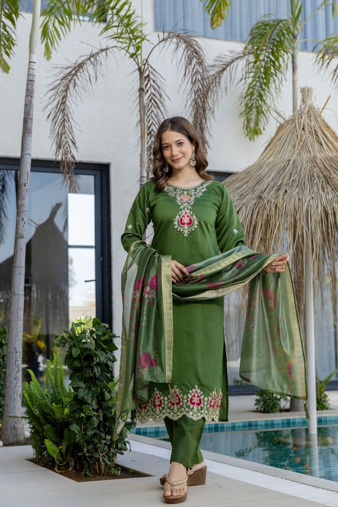 Green Chanderi Embroidered Kurta Pant Dupatta Set