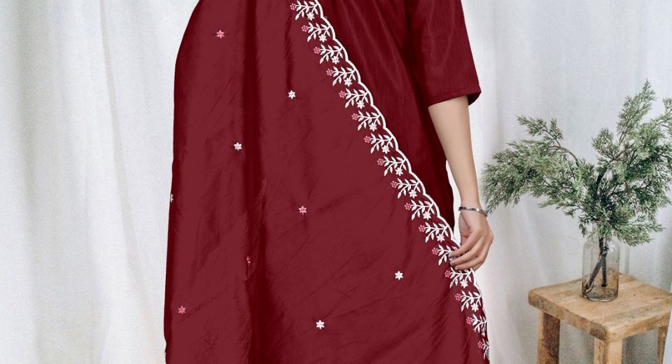 Colour and Print-Mixing for Printed Dupatta With Plain Kurta That Looks Intentional