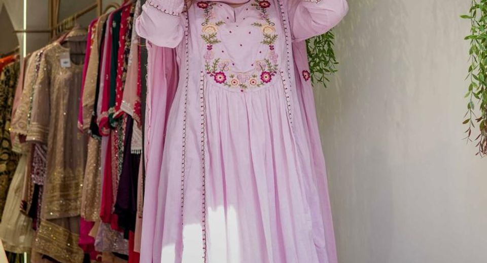 The Difference Between Polki Kundan and Meenakari for Outfit Styling