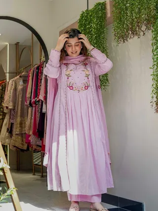 Pink Embroidered Chanderi Silk Kurta Set with Dupatta