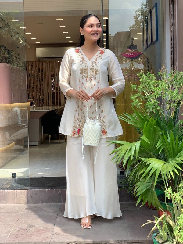 Cream Embroidered Silk Kurta Pant Ethnic Co-ord Set
