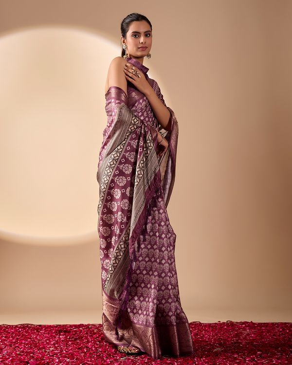 Purple Zari Woven Lichi Silk Saree Online - Varnavi
