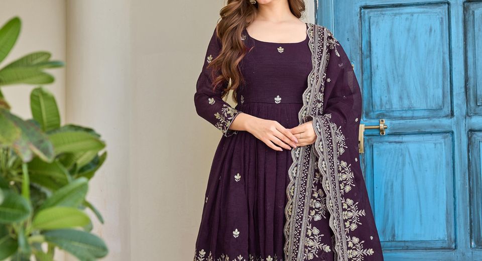 Lucknowi Chikankari Salwar Suits: A Living Guide to Traditional Awadhi Fashion
