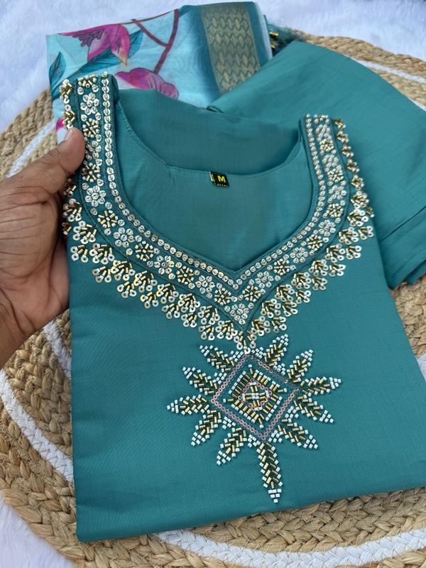 eal Green Embroidered Roman Silk Kurti Set Dupatta