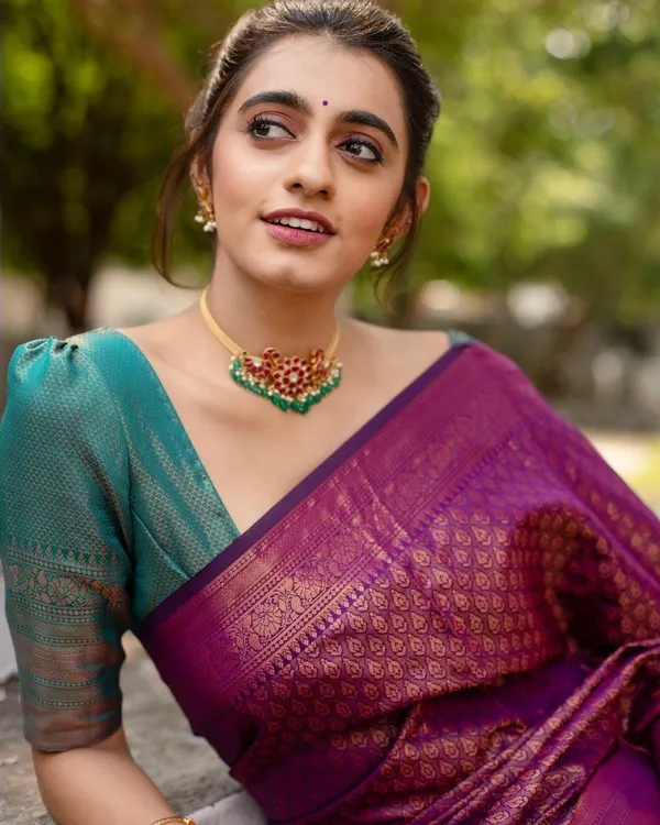 Magenta Lichi Silk Saree with Copper Zari Pallu