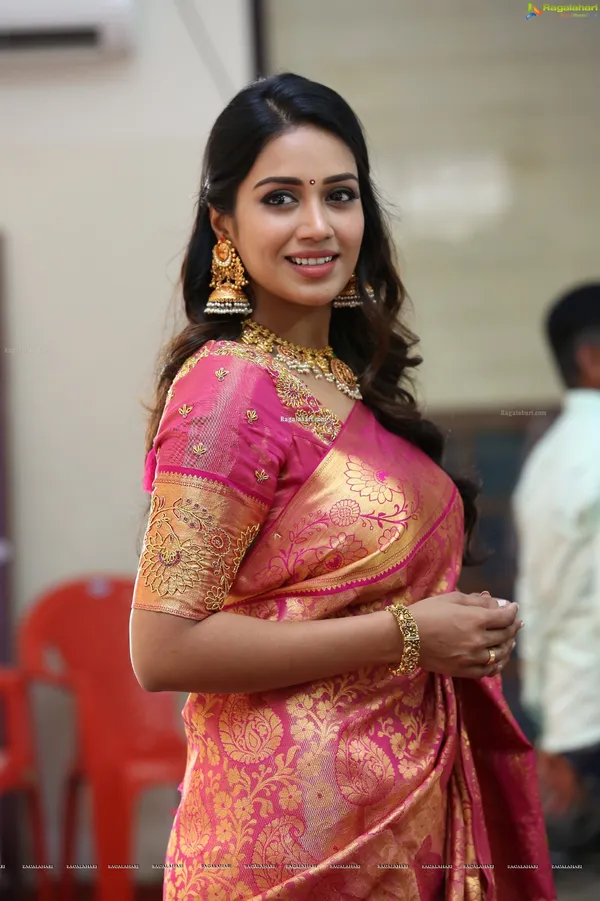 Pink Gold Banarasi Lichi Silk Saree with Rich Zari Work