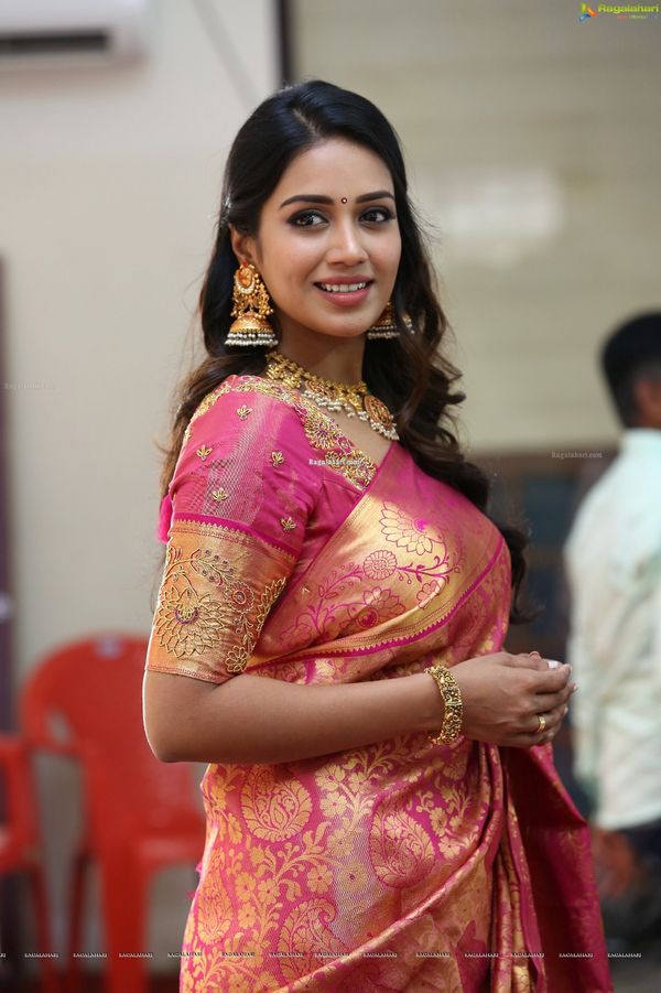 Pink Gold Banarasi Lichi Silk Saree with Rich Zari Work