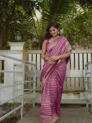 Magenta Zari Banarasi Lichi Silk Saree with Blouse