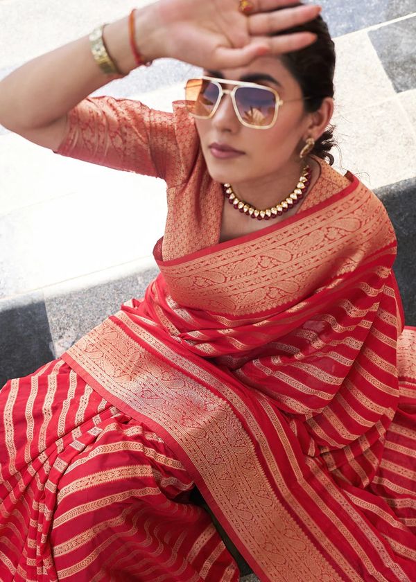 Red Zari Banarasi Lichi Silk Saree With Blouse Piece