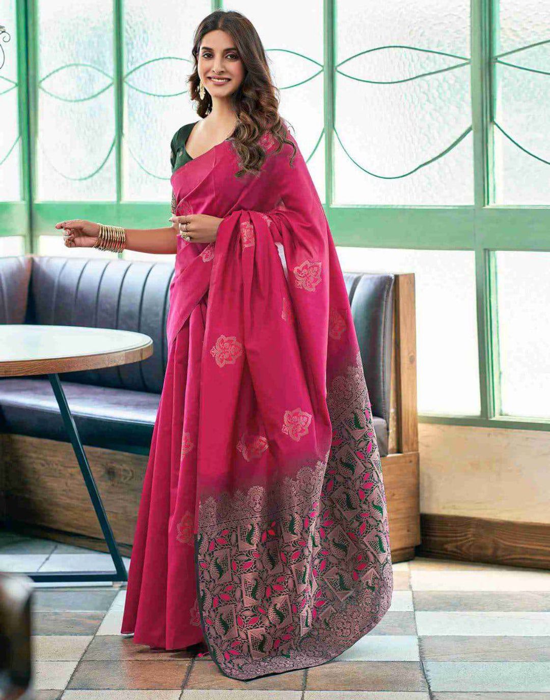 Rani Pink Lichi Silk Saree With Jacquard Border Pallu