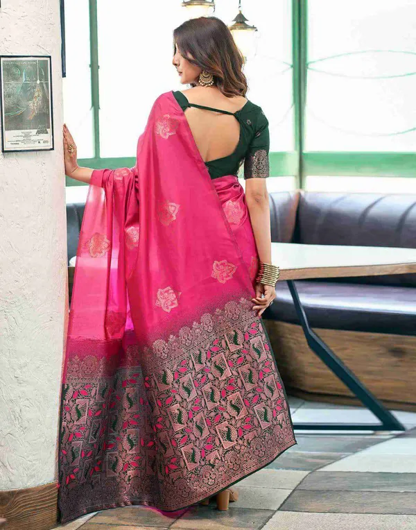 Rani Pink Lichi Silk Saree With Jacquard Border Pallu