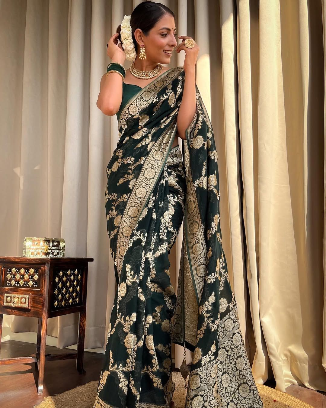 Dark Green Banarasi Silk Saree With Gold Jacquard Work